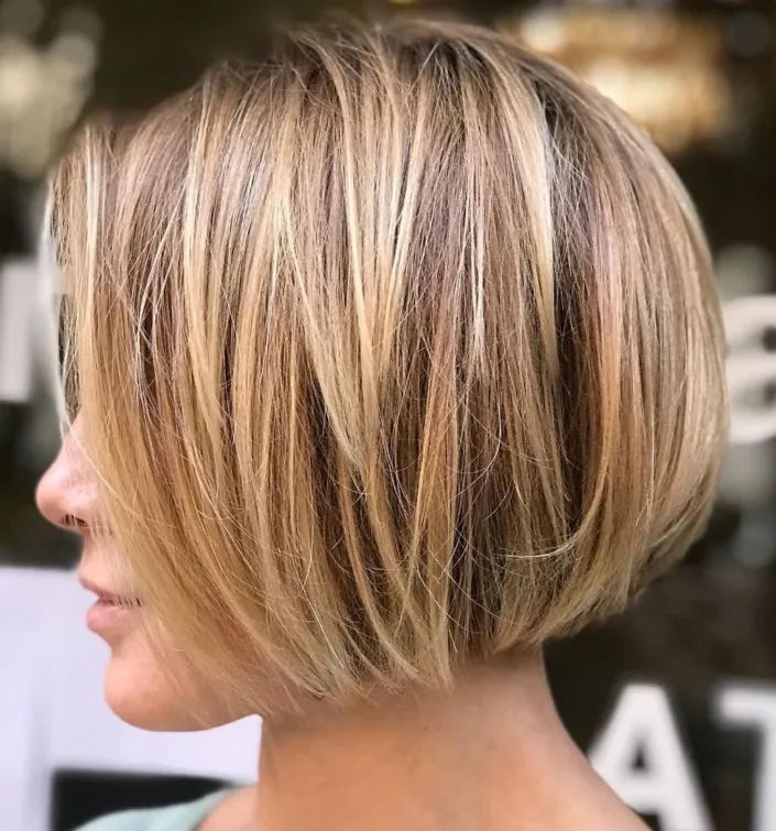 Short Highlighted Haircuts