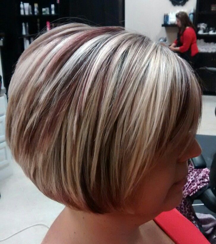 Short Highlighted Haircuts