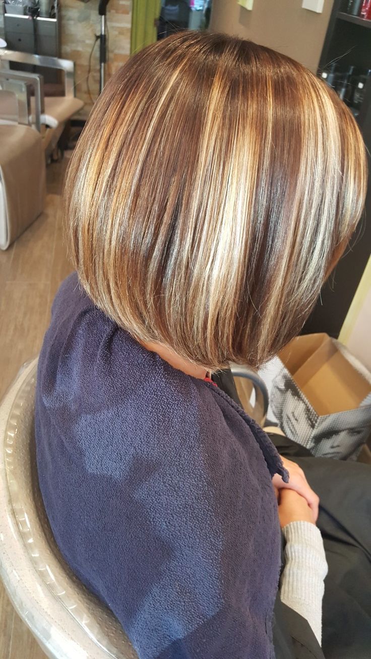 Short Highlighted Haircuts