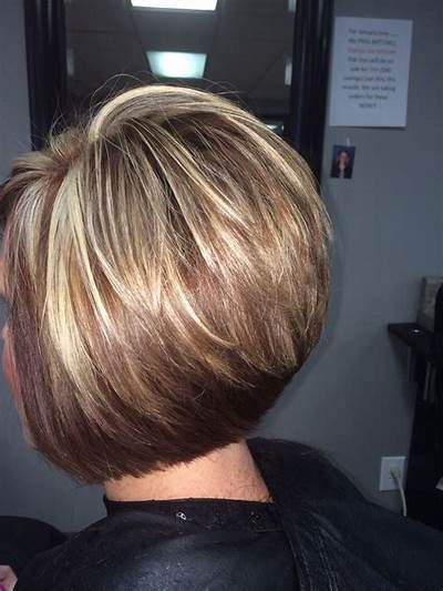 Short Highlighted Haircuts