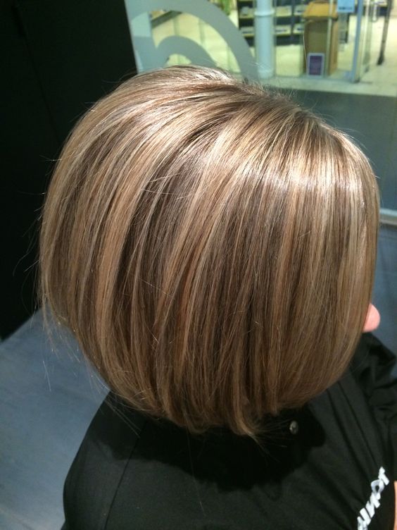 Short Highlighted Haircuts