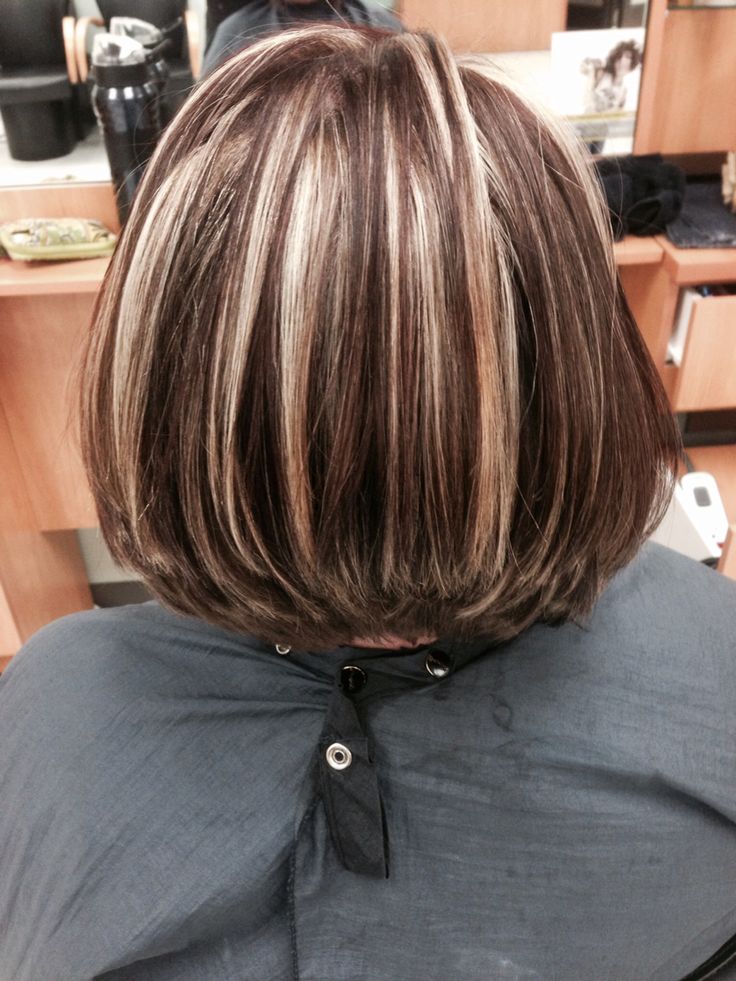 Short Highlighted Haircuts