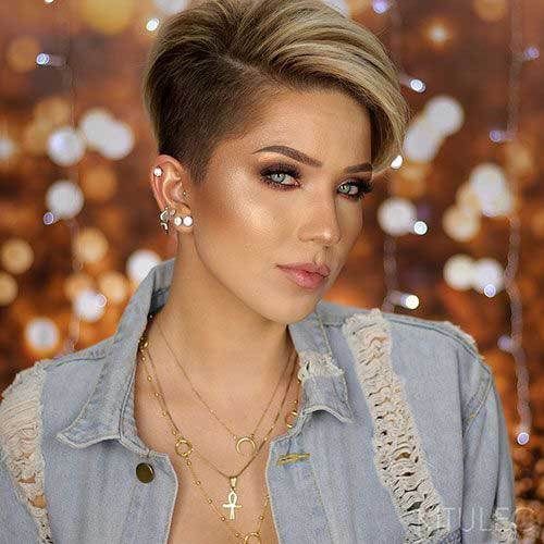 la coupe pixie, cheveux courts, coupe ultra courte, coupe très courte,