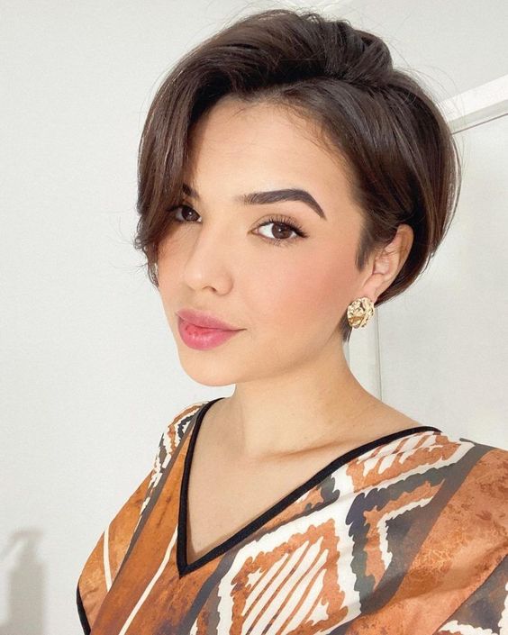 trendy short hairstyles, pixie cuts,