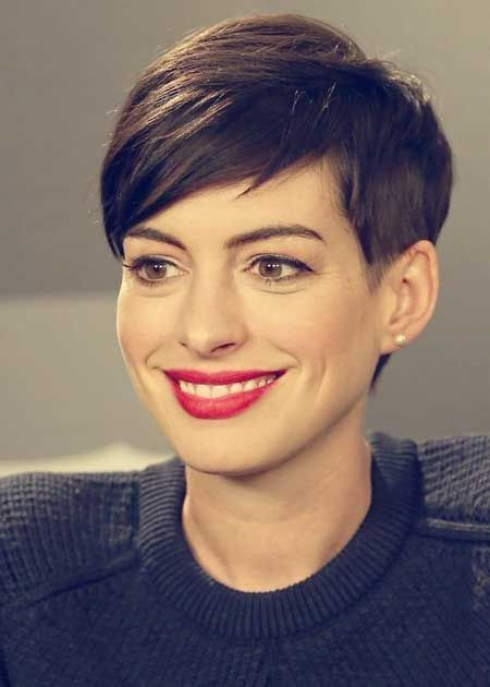 flattering short hairstyles