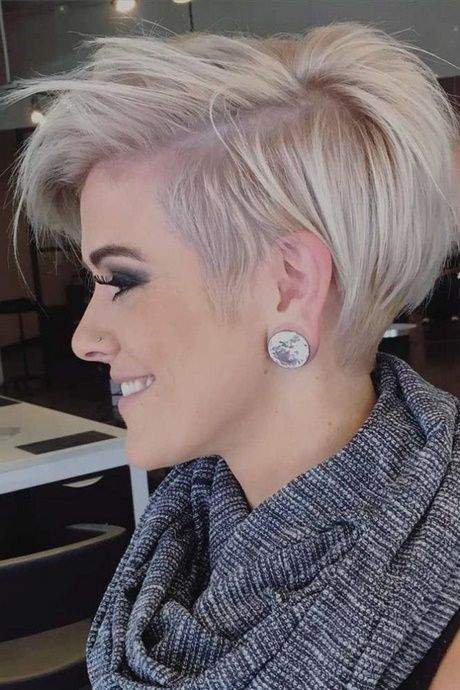 flattering short hairstyles