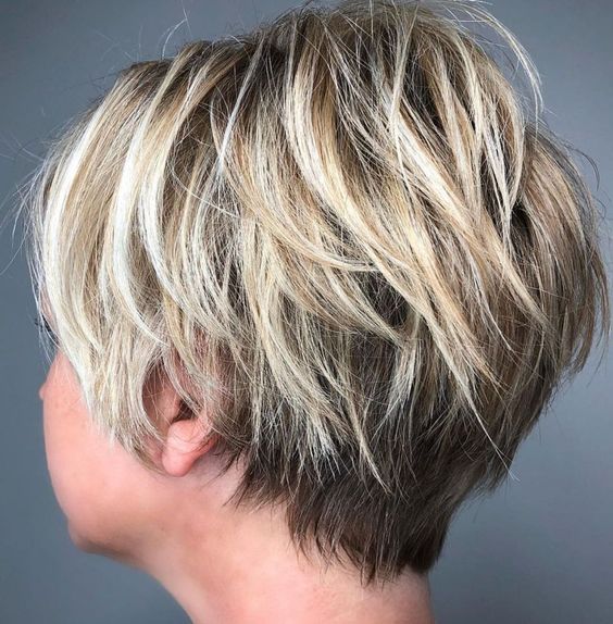 highlighted short cuts for women
