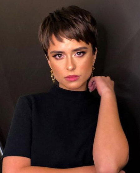 captivating pixie cuts