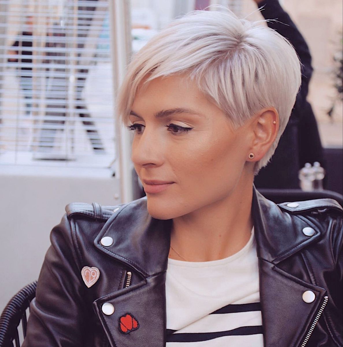 chic pixie cuts