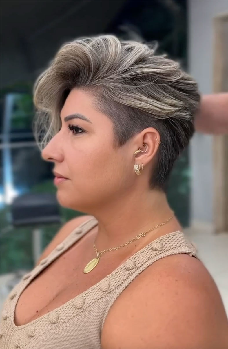 Captivating Highlighted Pixie Looks